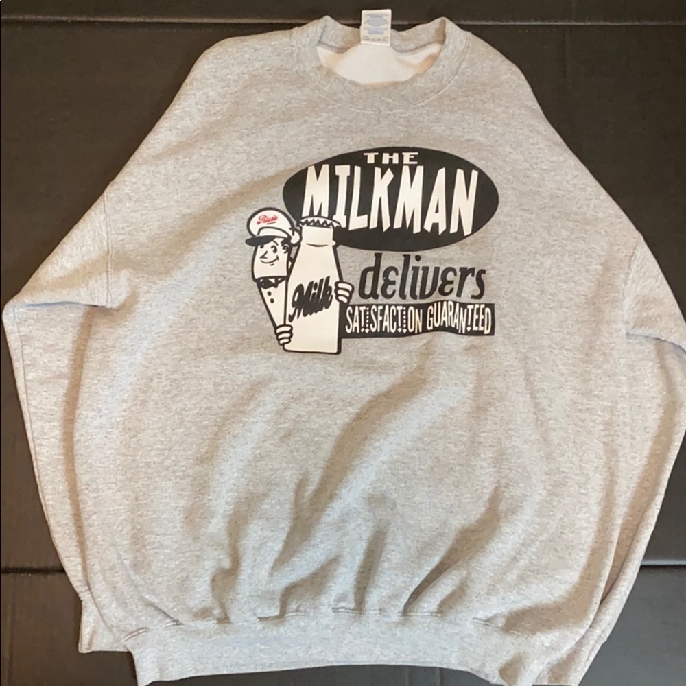 Gildan  crew neck sweatshirt